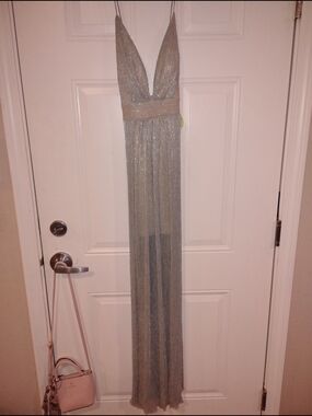 Windsor | Dresses | Windsor Heather Ruched Highslit Formal | Poshmark